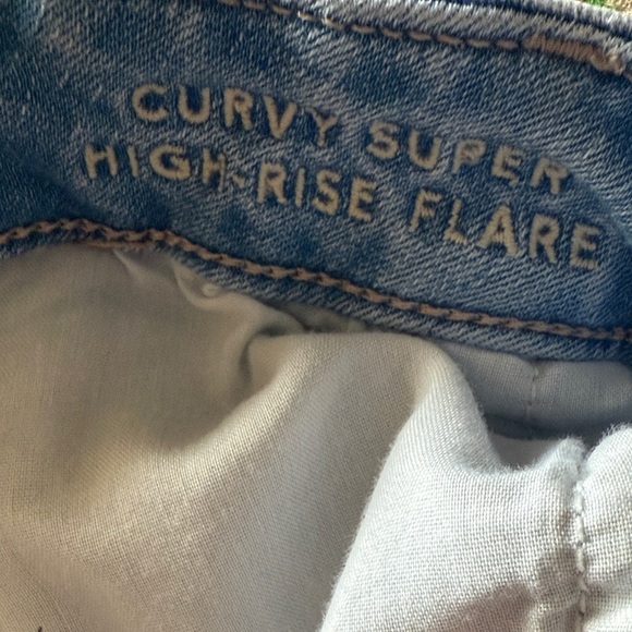 American Eagle Outfitters Light Blue Curvy Super High Rise Flare Jeans size 18S - Picture 10 of 10